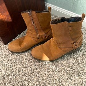 Teva Boots